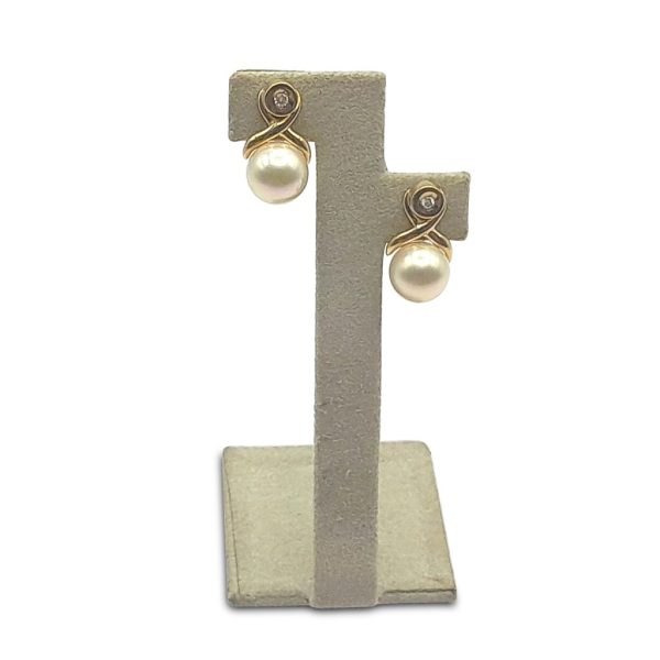 18ct Gold Pearl Stud Earrings Diamond